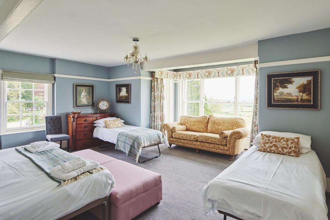 Equestrian Manor Villa Upton upon Severn Bagian luar foto
