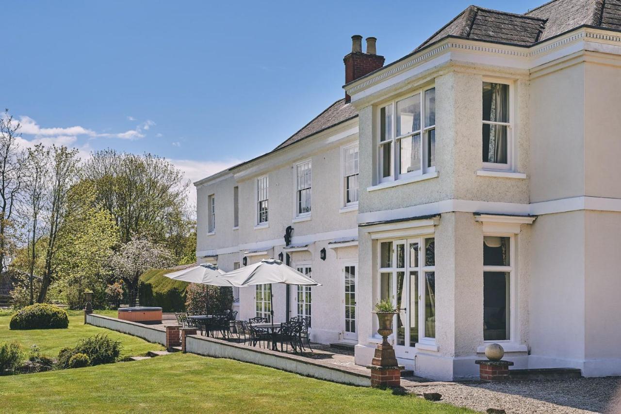 Equestrian Manor Villa Upton upon Severn Bagian luar foto