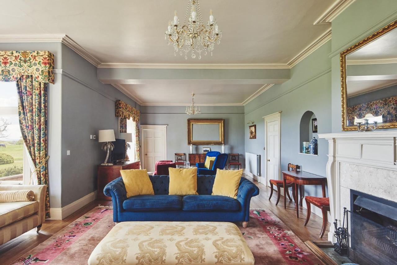 Equestrian Manor Villa Upton upon Severn Bagian luar foto